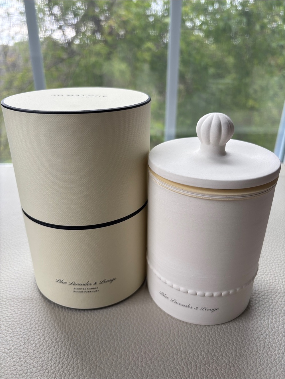 Jo Malone Lilac Lavender & Lovage Townhouse Scented Candle (brand new in box )